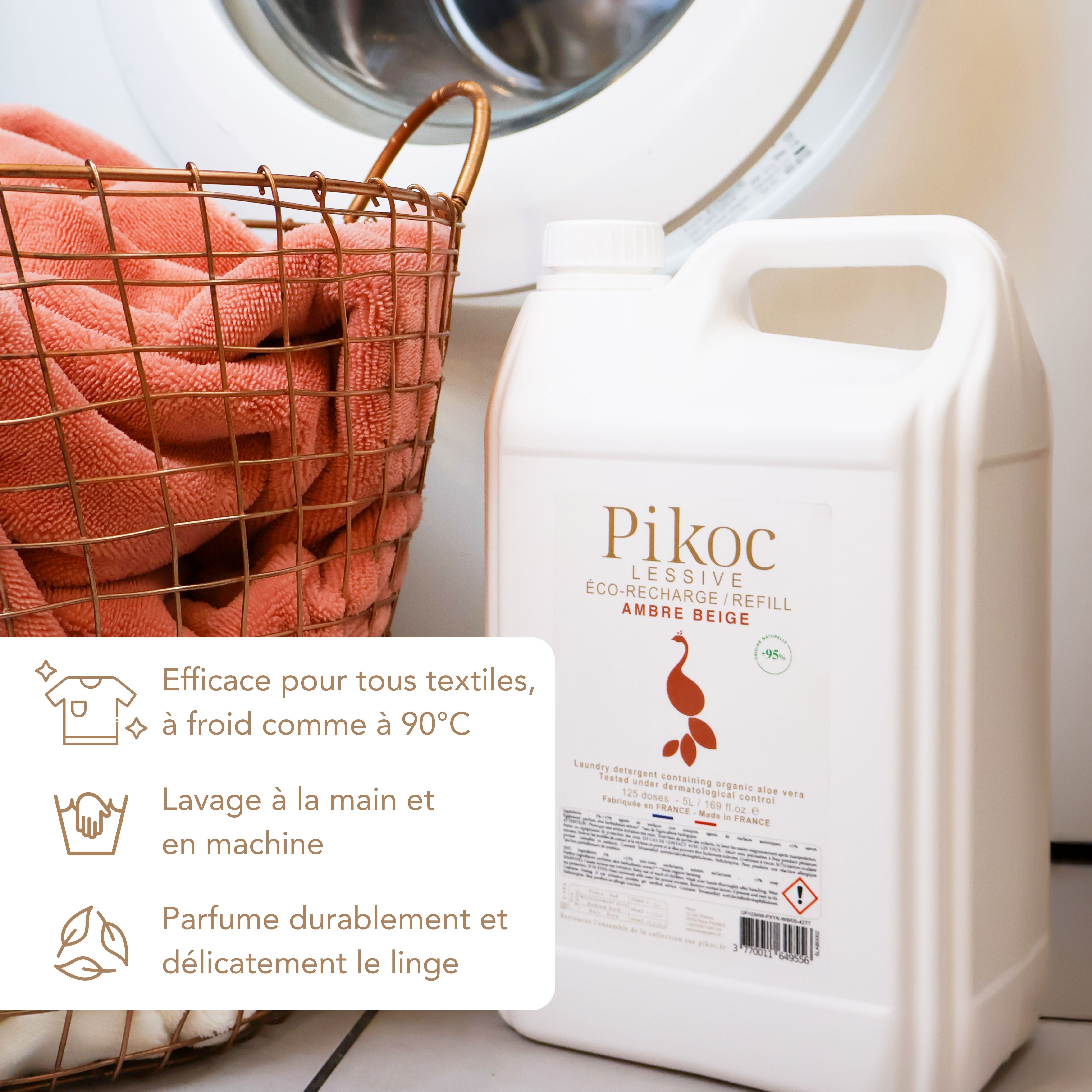 Éco-recharge Lessive Pikoc Ambre Beige, 5L, efficace pour tous textiles, à froid comme à 90°C, lavage à la main et en machine, parfume durablement et délicatement le linge