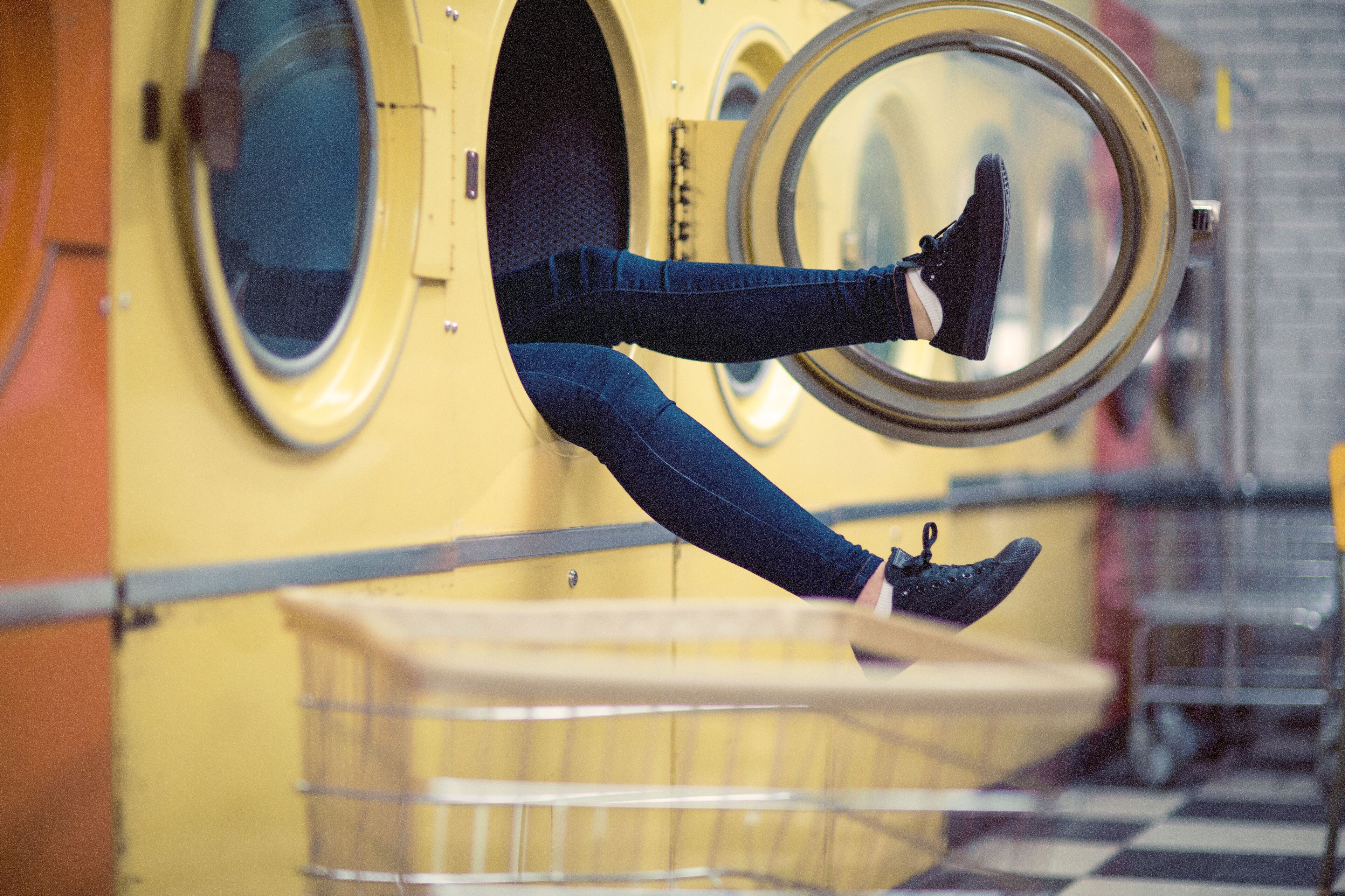 LESSIVE MAISON : TOUS NOS CONSEILS POUR UN LINGE PROPRE, DOUX ET PARFUMÉ